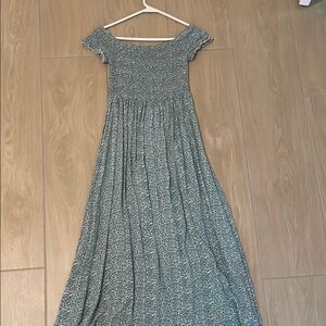 Elegant Off-Shoulder Green Dress